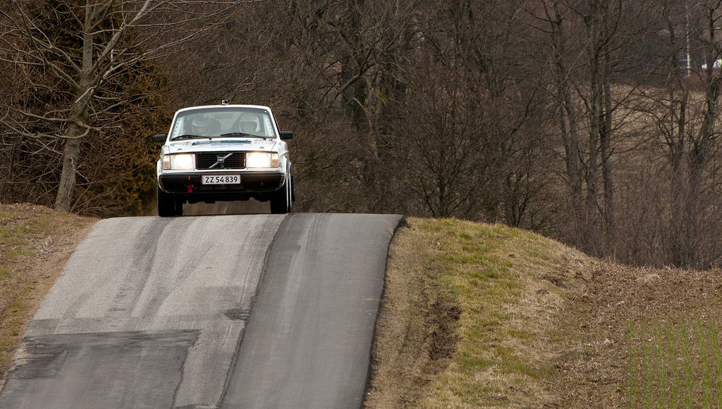Kurt Mejer og Steen Bøgelund, imens de stadig var med i Horsens Rally, DM 1 - Desværre måtte de udgå allerede på prøve 2 med defekt motor
(Foto: rallypics.dk, Viggo Johansen)